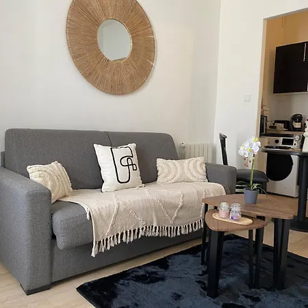 Fully-equipped Paris Disneyland Rer E Rer A